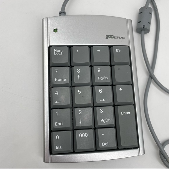 TARGUS Grey Numbers Pad with USB cable - Picture 2 of 4